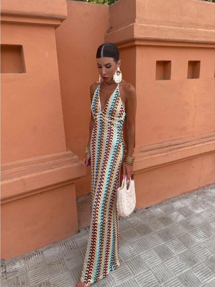 Levoire | Robe D'Été Élégante À Bretelles Avec Décolleté En V Profond