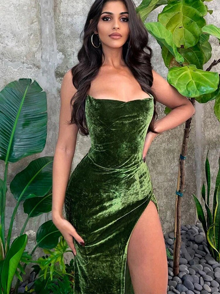 Levoire | Robe Maxi En Velours Vert Avec Cordon Au Dos