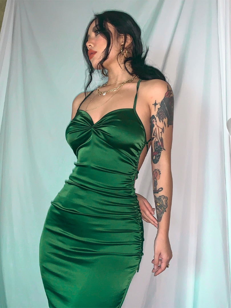 Levoire | Robe Maxi En Satin Vert Avec Découpe Au Dos Vert