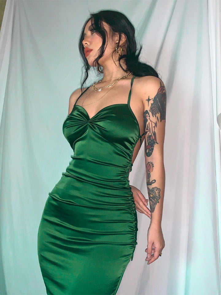Levoire | Robe Maxi En Satin Vert Avec Découpe Au Dos Vert