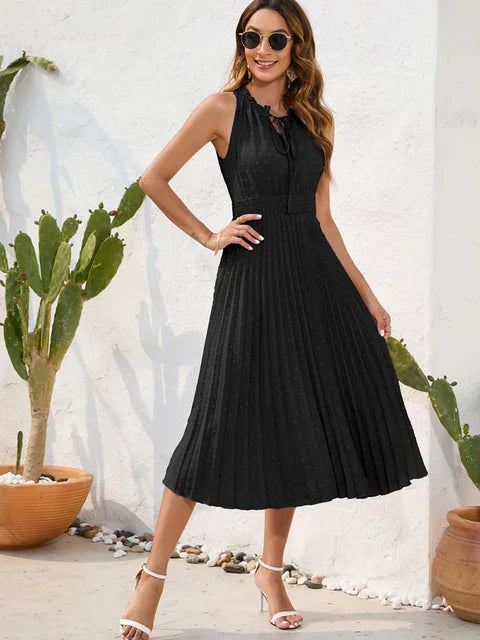 Levoire | Robe Plissée Longue Sans Manches Noir