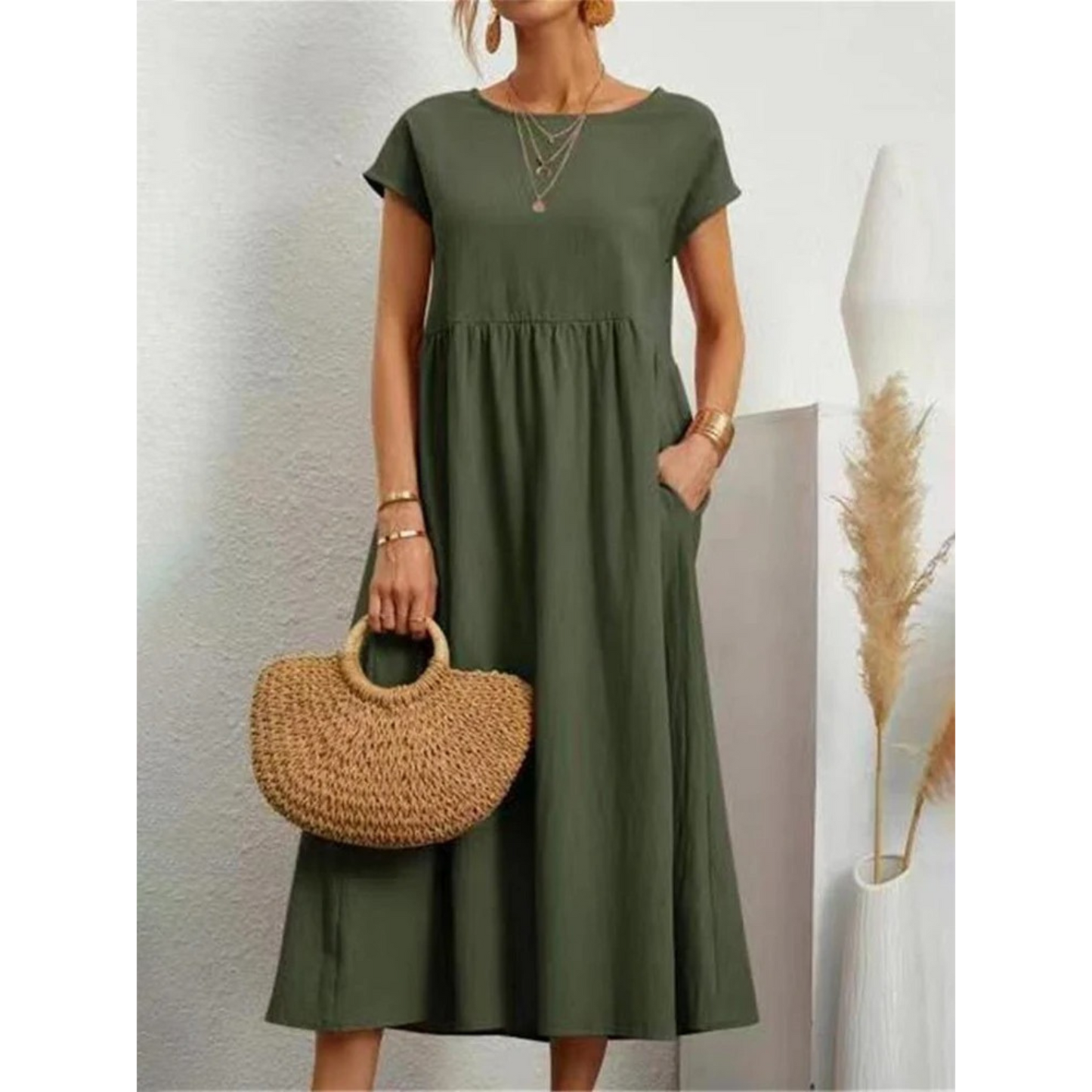 Levoire | Robe En Lin Élégante Avec Col Rond Vert