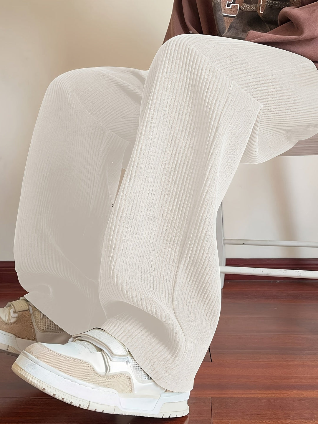 Levoire | Pantalon À Côtes Confortable Avec Cordon De Serrage Et Coupe Décontractée