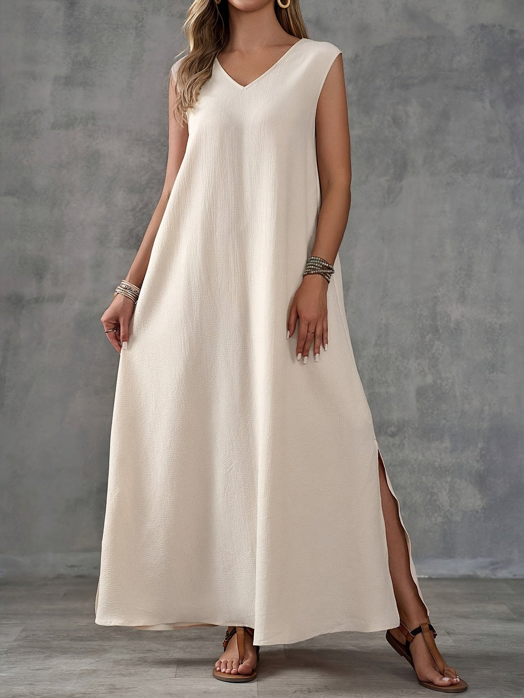 Levoire | Robe Maxi Sans Manches Avec Décolleté En V Et Fente