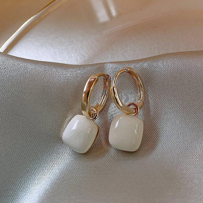 Levoire | Boucles D'Oreilles Élégantes Carrées En Perles