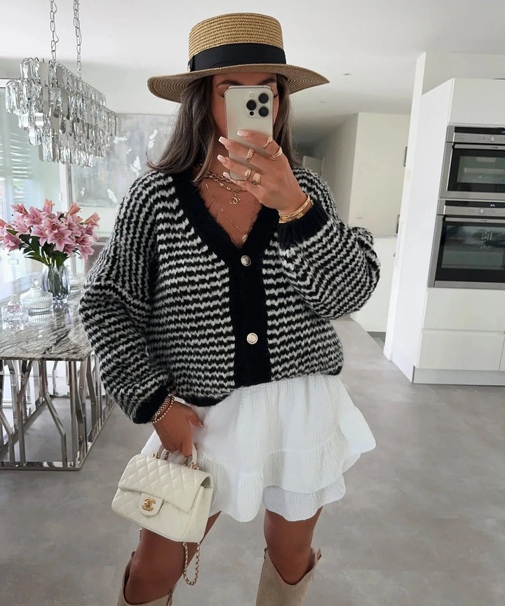 Levoire | Femmes Pull Chaud Col V Sans Manches Avec Boutons Noir Une taille