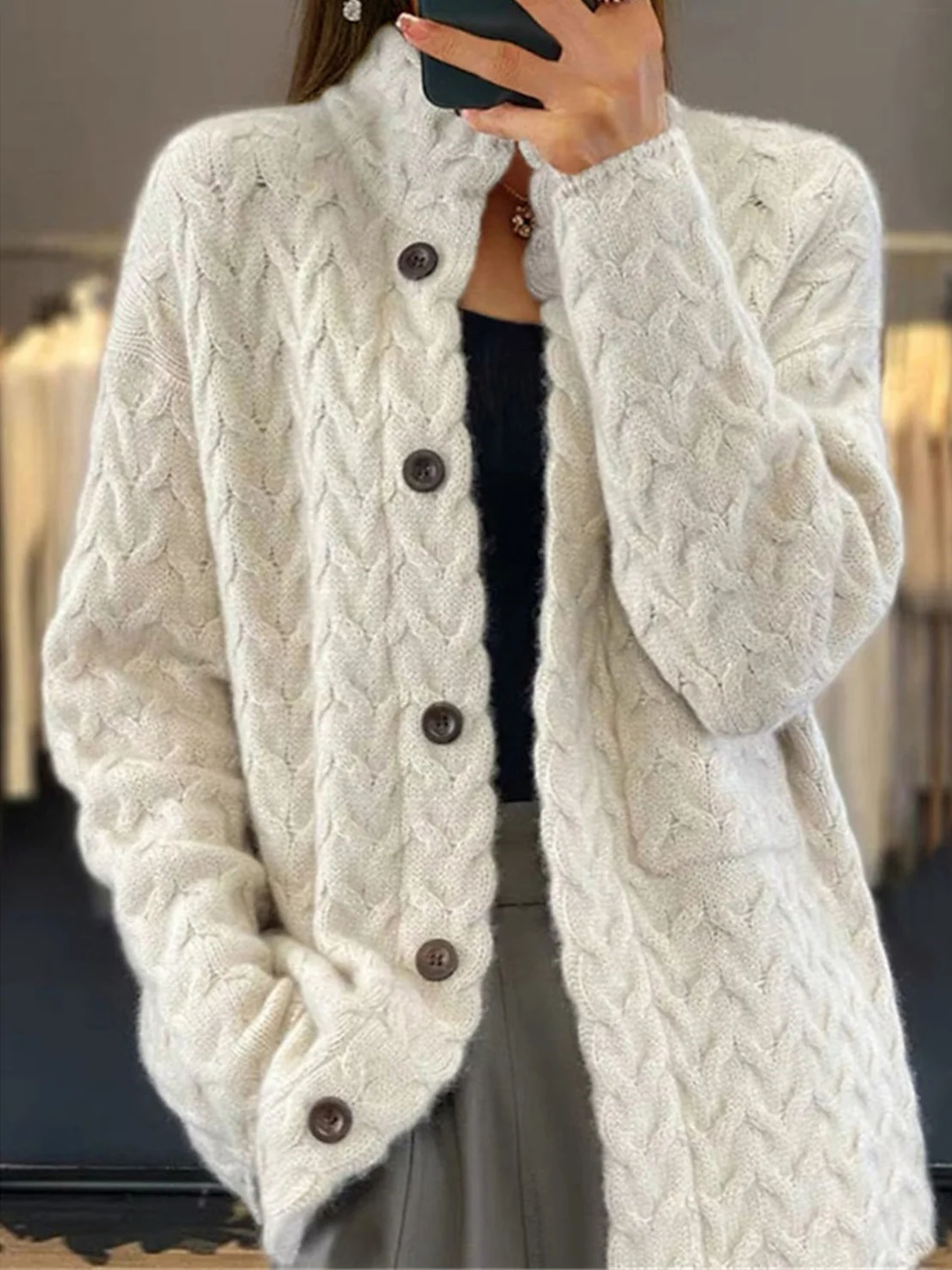 Levoire | Gilet À Col Montant Léger Avec Fermeture À Boutons Pour Femmes En Tricot Abricot