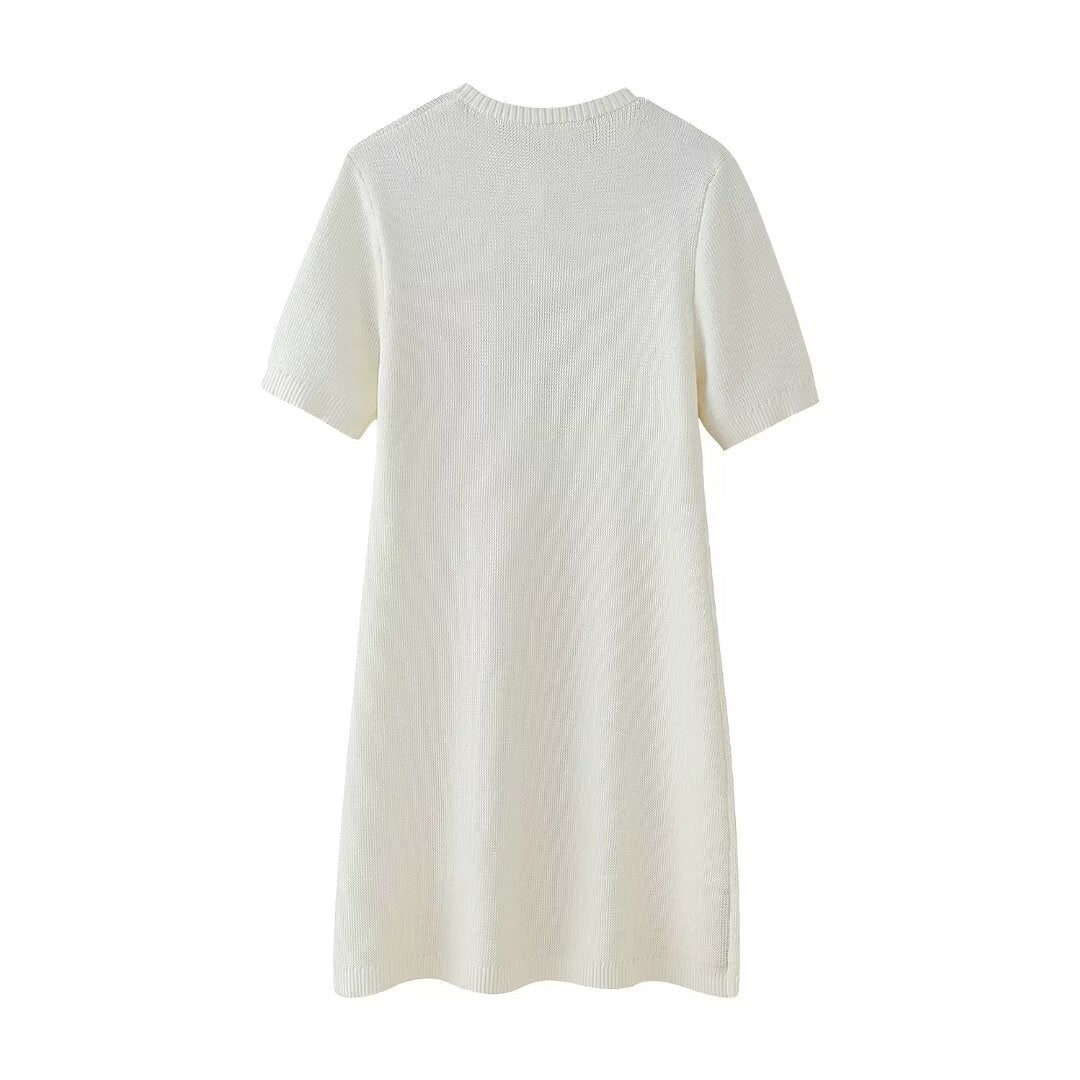 Levoire | Robe Minijupe Blanche Avec Manches Courtes Et Fermeture Boutonnée