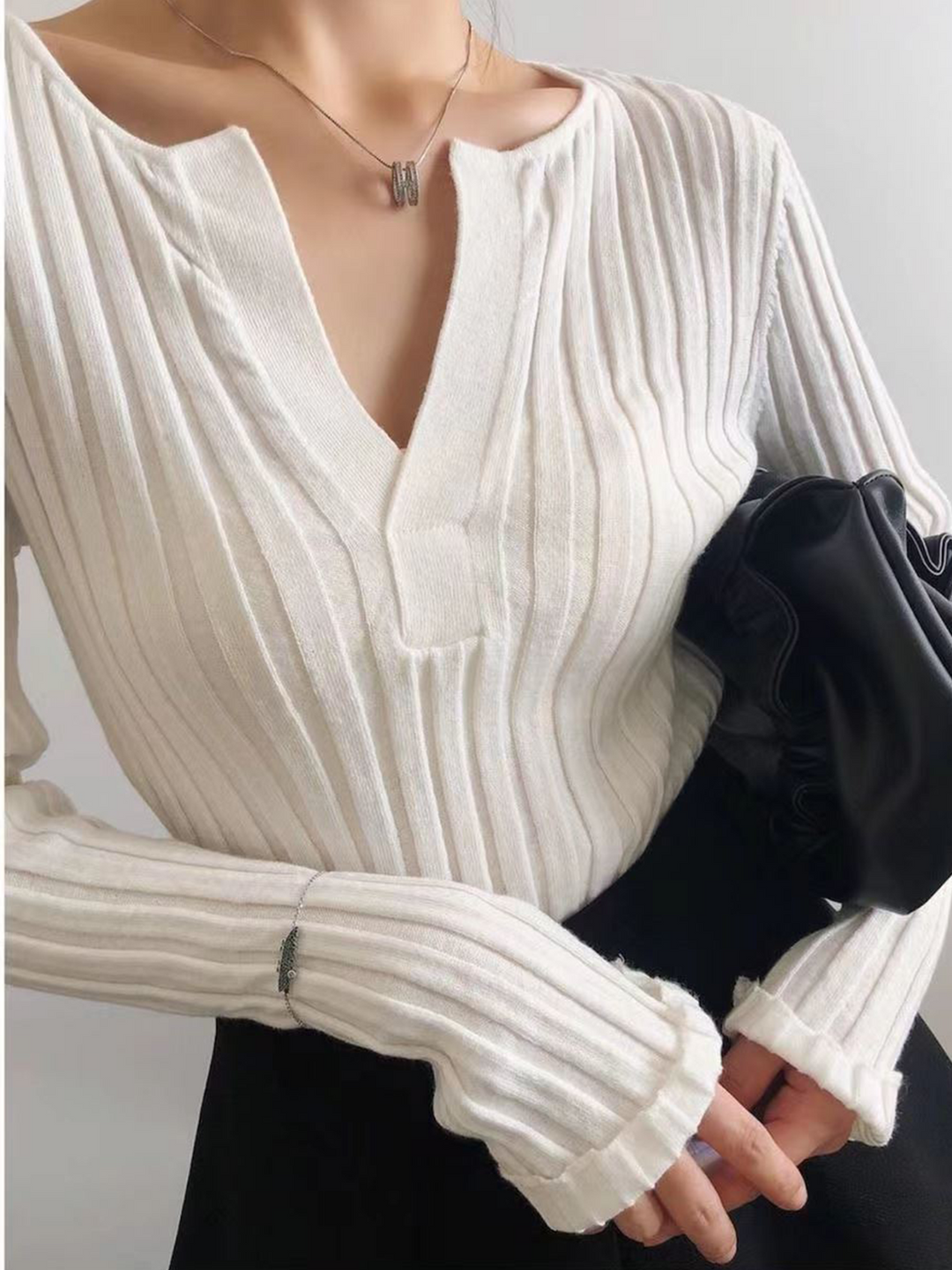 Levoire | Pull En Tricot À Manches Longues Avec Décolleté En V Vêtements Pour Femmes Blanc