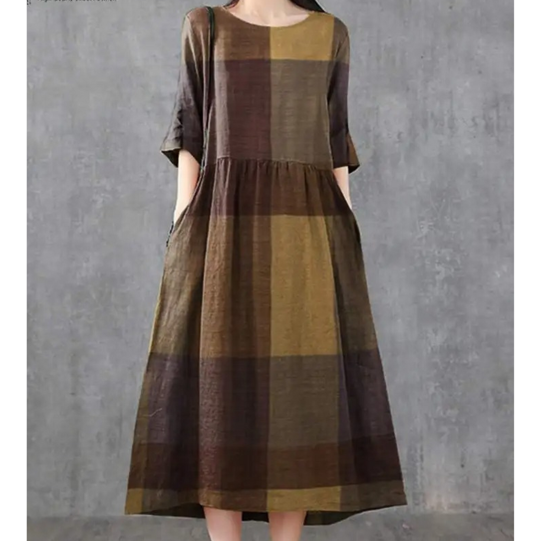 Levoire | Robe En Lin À Carreaux Avec Col Rond Et Polaire Braun