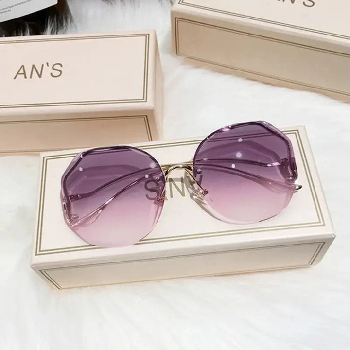 Levoire | Teintes Grande Taille Mode Sunglasses Pour Femmes Dégradé de couleur Violet