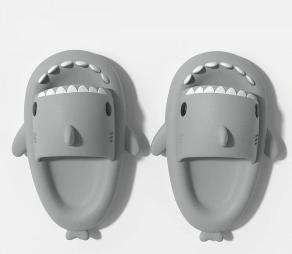 Levoire | Chaussons Requin Gris