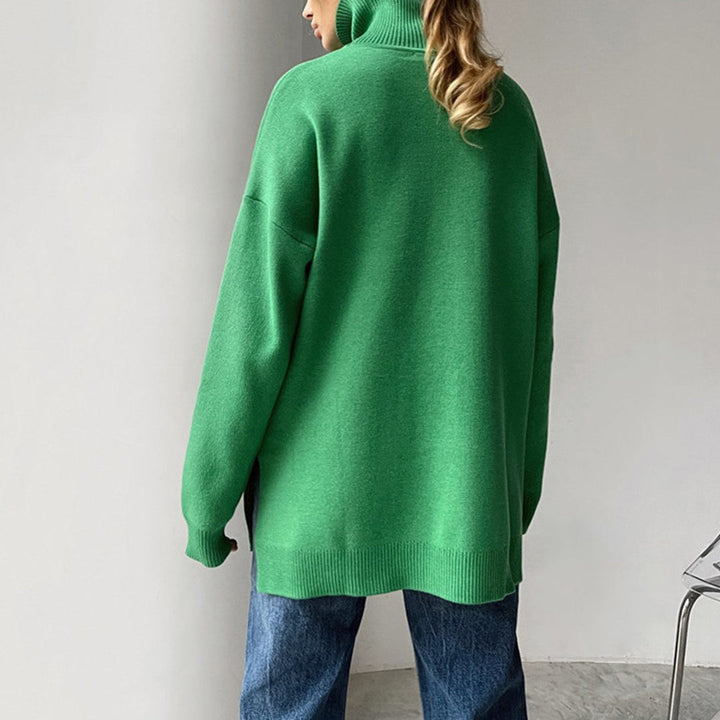 Levoire | Élégant Tricot À Fente Latérale Avec Col
