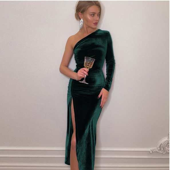 Levoire | Robe De Soirée Noire À Taille Haute Et Design Asymétrique