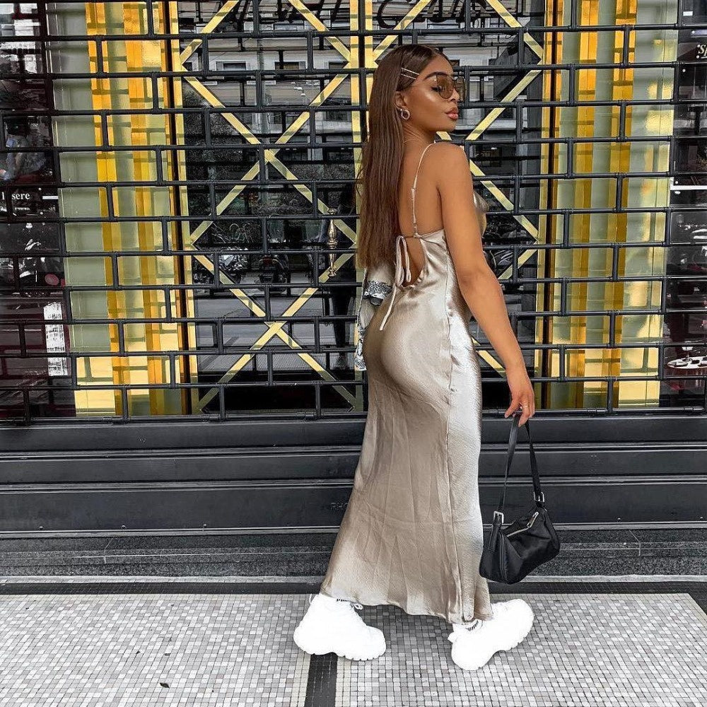 Levoire | Robe Longue Sans Dos À Bretelles Spaghetti En Satin