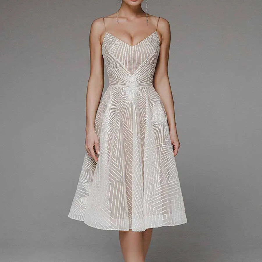 Levoire | Robe Élégante Pour Le Printemps Champagne