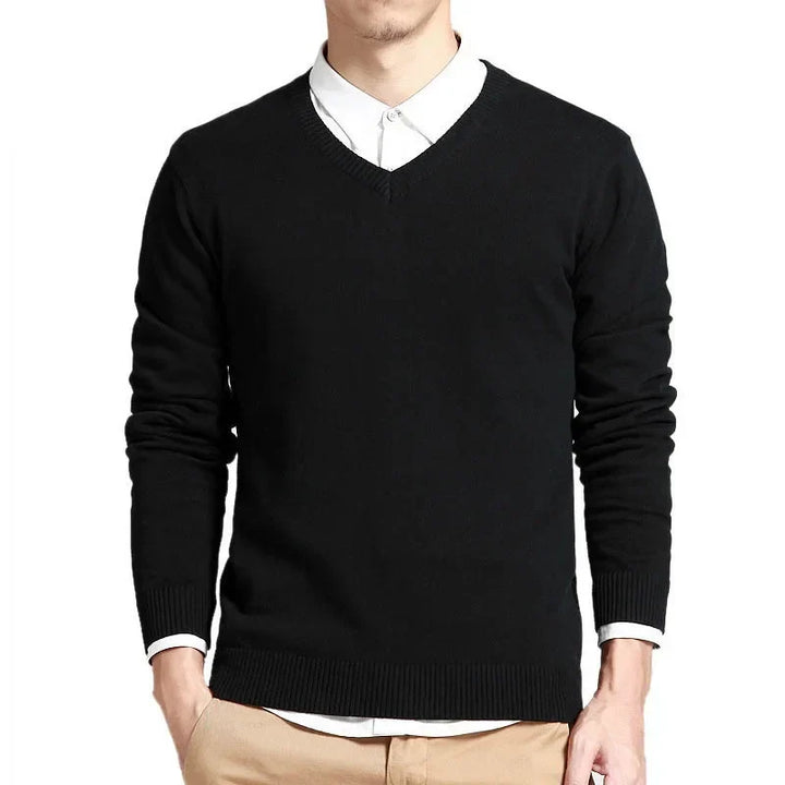 Levoire | Pull En Coton Premium Avec Décolleté En V Noir