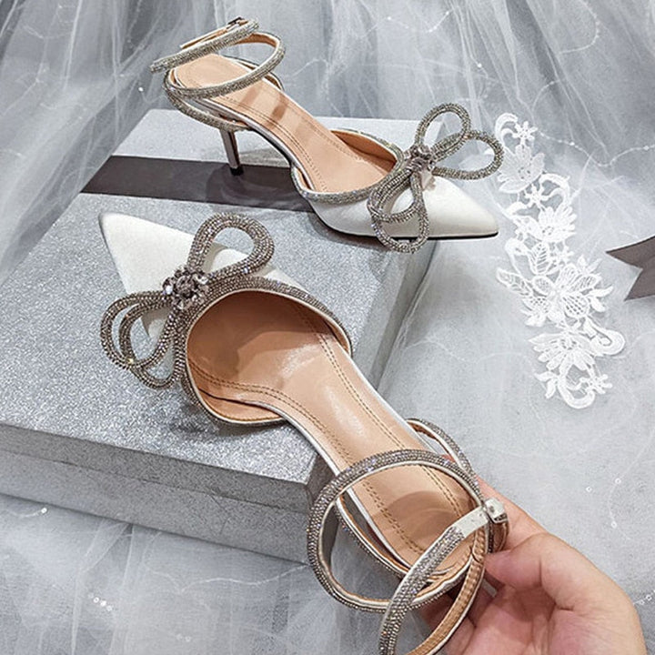 Levoire | Noeud En Cristal En Soie Orteils Pointus Boucle Sangle Fine Talons Hauts