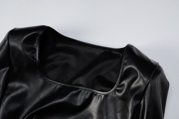 Levoire | Robe Mini Froncée En Cuir Synthétique À Manches Longues