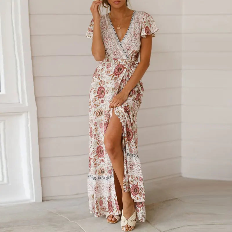 Levoire | Robe Maxi D'Été Avec Élégantes Volants, Profond Décolleté En V Et Manches Courtes Blanc