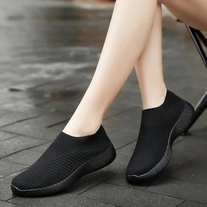 Levoire | Baskets De Sport À Enfiler Pour Femmes Noir