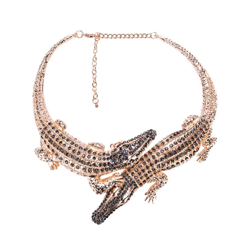 Levoire | Collier En Crocodile En Cristal Brillant Pour Un Look Accrocheur