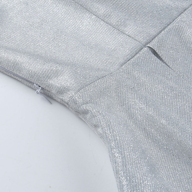 Levoire | Robe Mini Plissée Épaule Dénudée Brillante