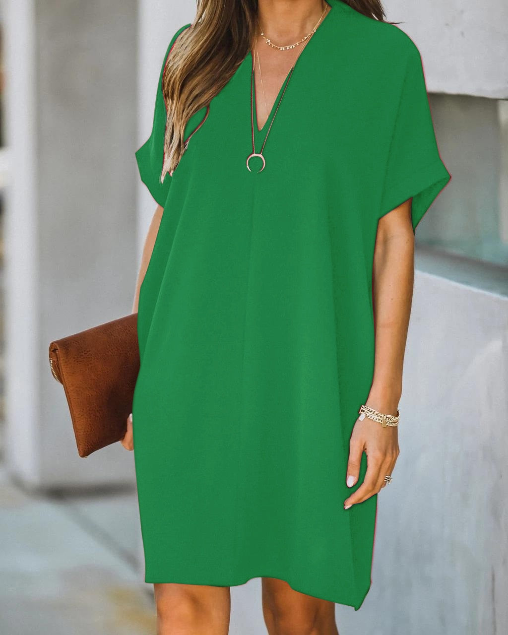 Levoire | Robe À Encolure En V Pour Femmes Vert
