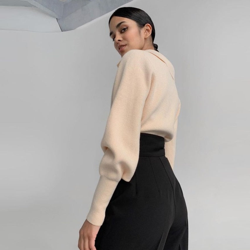 Levoire | Pull Beige Avec Col Et Décolleté En V