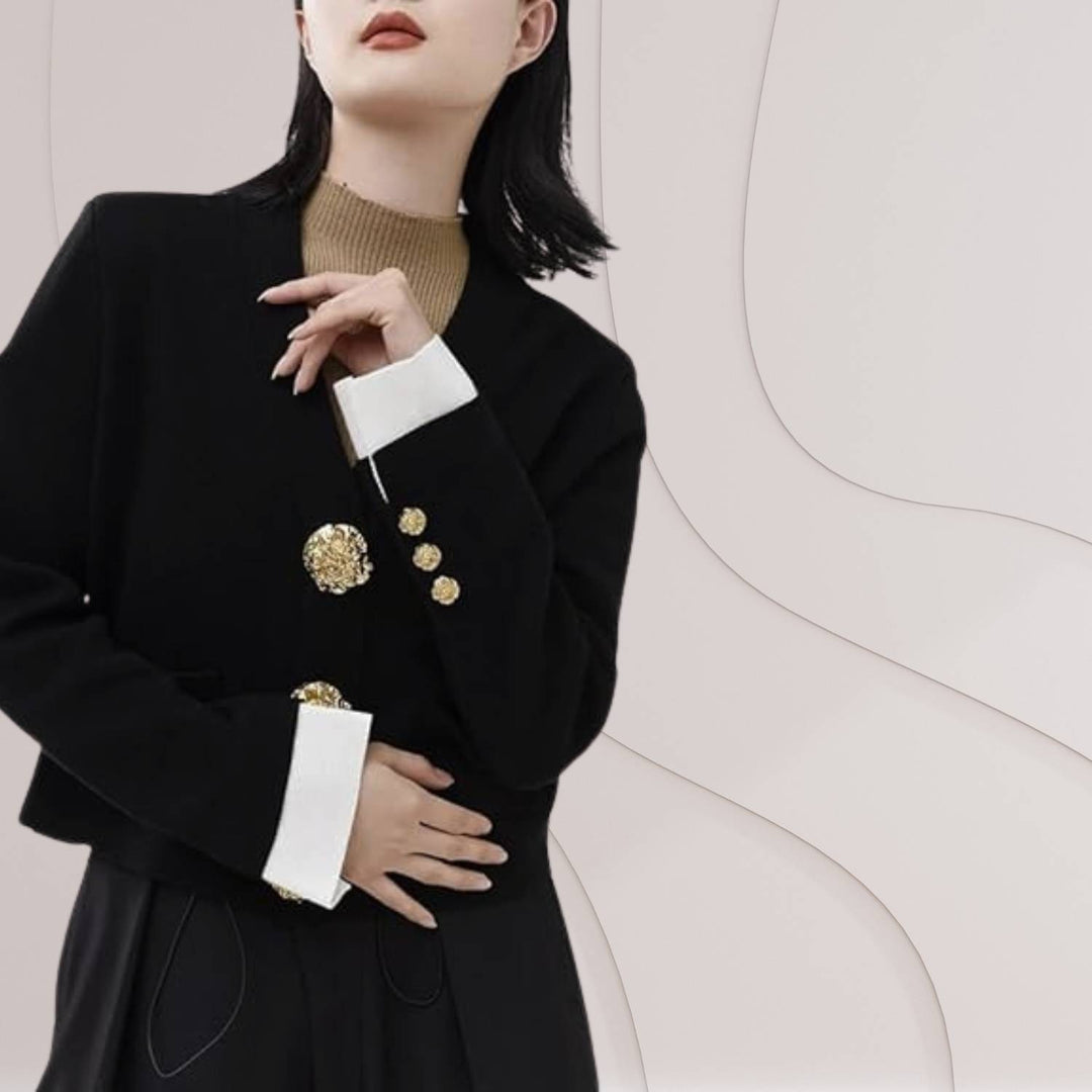 Levoire | V Jacket With Long Sleeves And V-Neck With Side Pockets