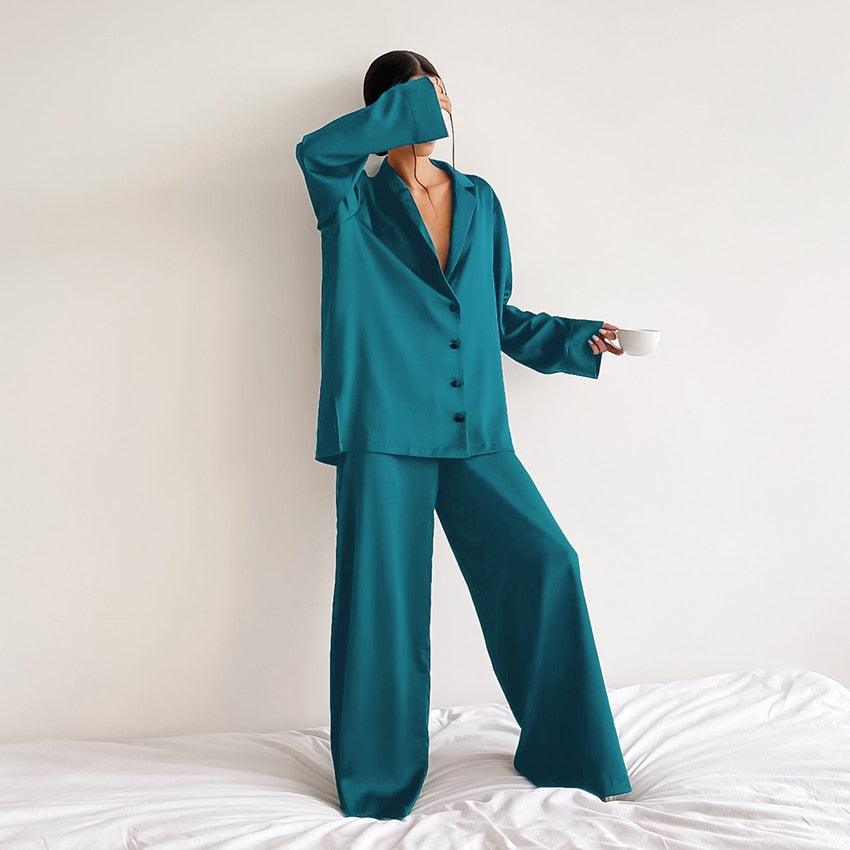 Levoire | Ylipaino Satiini Silkkipyjama Setti Vaaleanvihreä