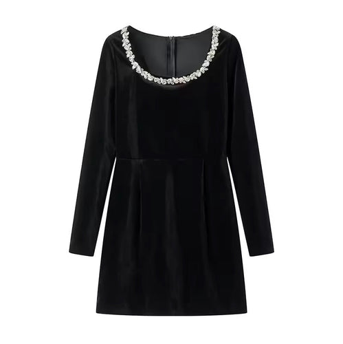 Levoire | Robe En Velours Noir Avec Décoration En Perles