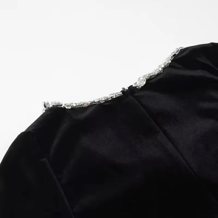 Levoire | Robe En Velours Noir Avec Décoration En Perles