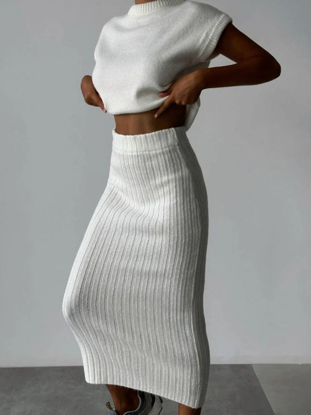 Levoire | Haut Tricot Et Jupe Midi À Taille Haute Set Blanc