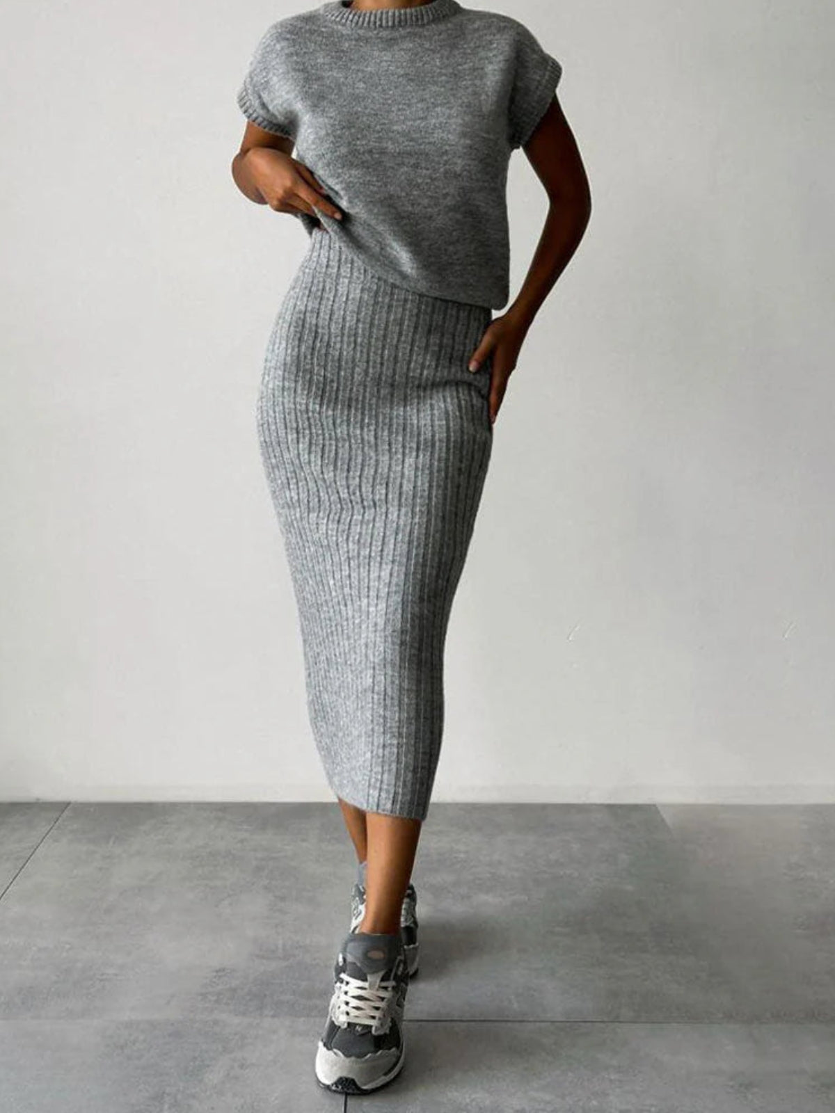 Levoire | Haut Tricot Et Jupe Midi À Taille Haute Set Gris