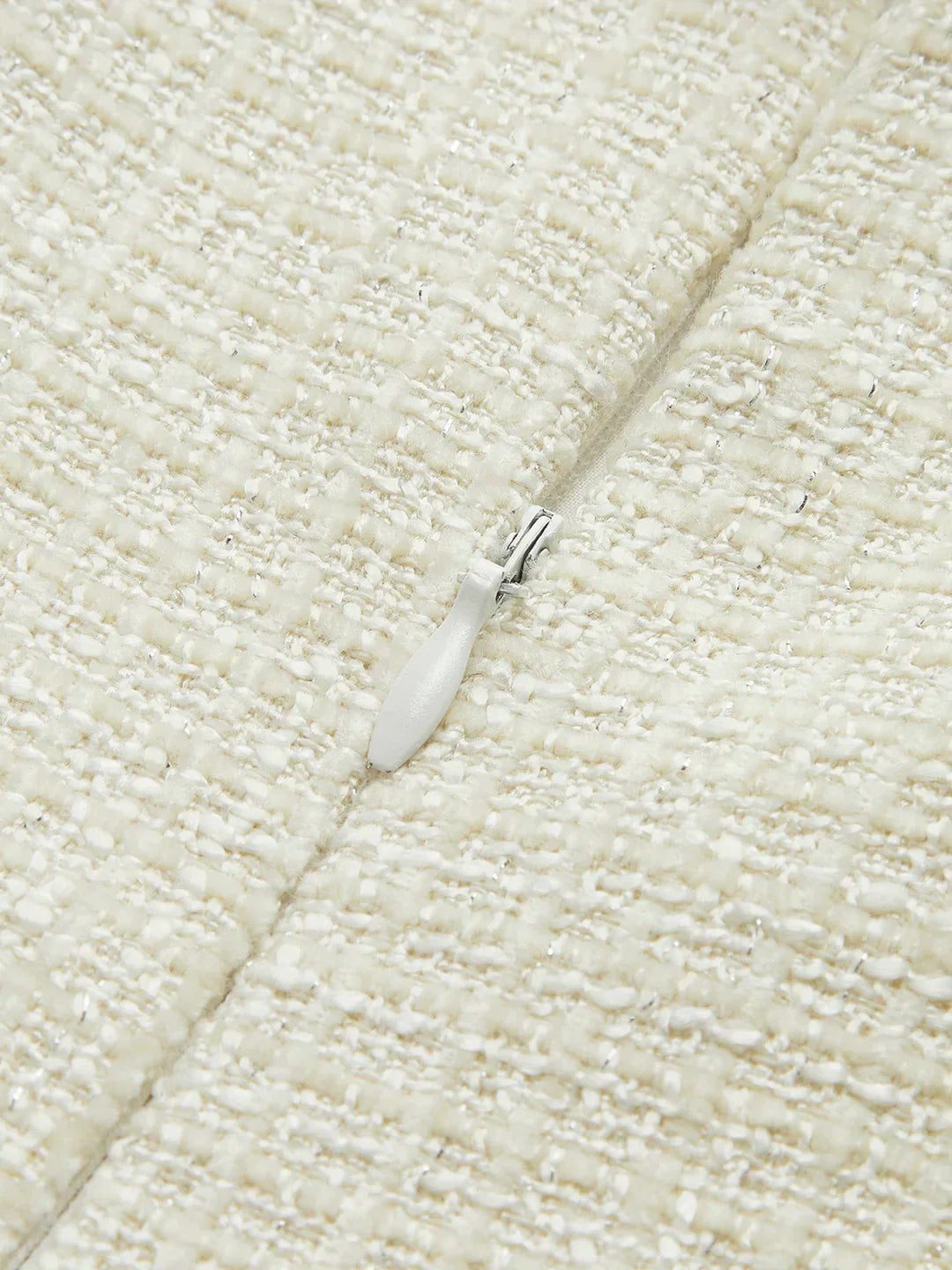 Levoire | Élégante Robe À Bretelles Plissée En Tweed