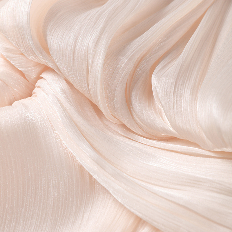 Levoire | Silhouette Fluide Avec Coupe Moderne