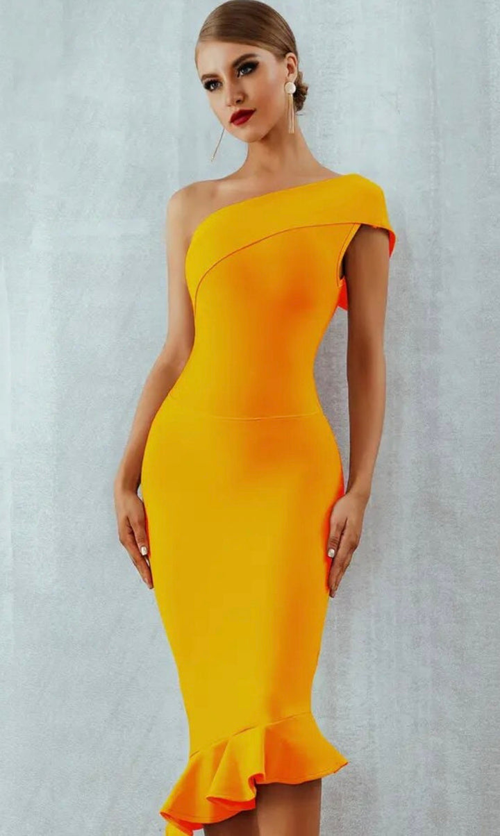 Levoire | Robe De Soirée Bodycon À Bretelle Unique Ou Robe De Bal Or