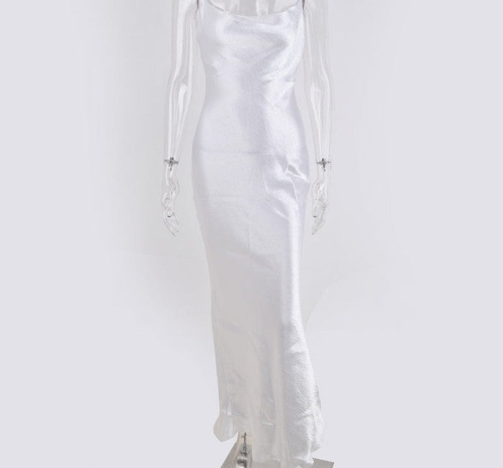 Levoire | Robe Longue Sans Dos À Bretelles Spaghetti En Satin Blanc