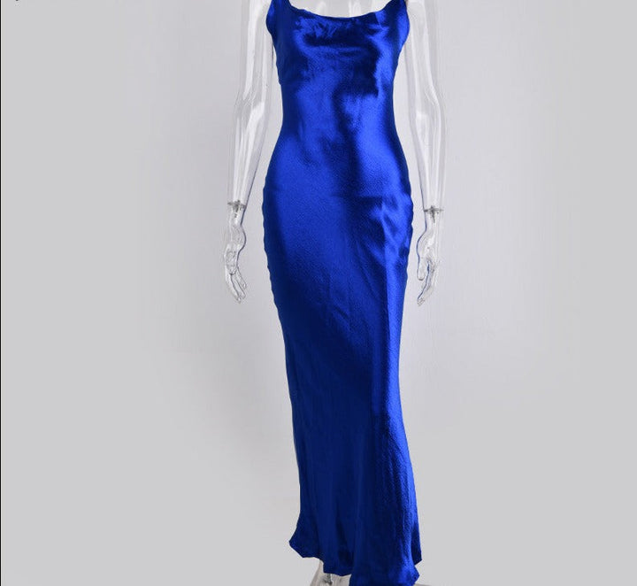 Levoire | Robe Longue Sans Dos À Bretelles Spaghetti En Satin Bleu