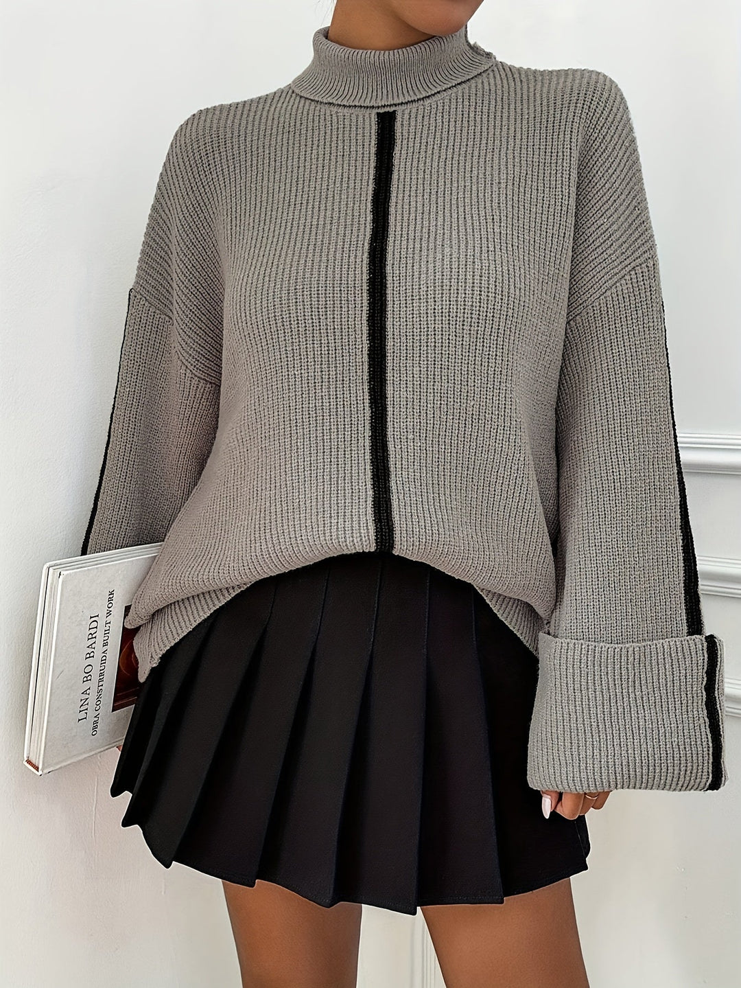 Levoire | Pulls Roulés Élégants Avec Des Manches Larges Et Des Rayures Contrastées