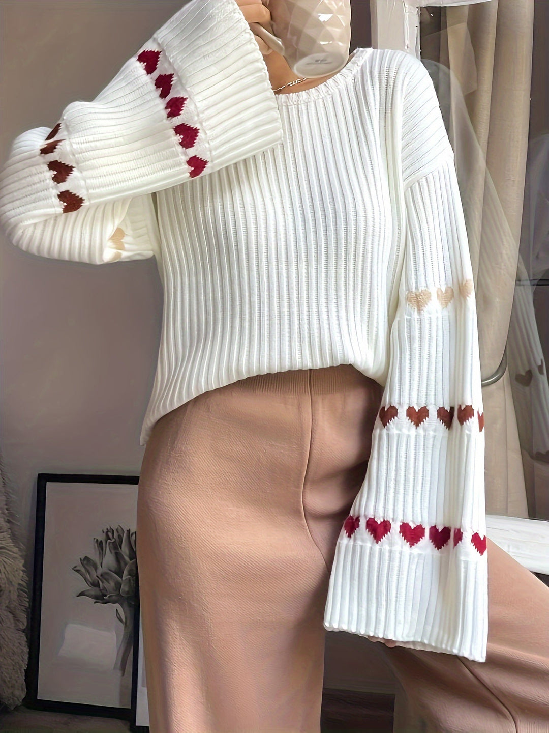 Levoire | Pull Élégant Avec Motif Cœur Et Manches Élargies