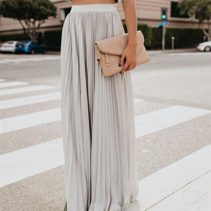 Levoire | robe longue unie plissée BLANC
