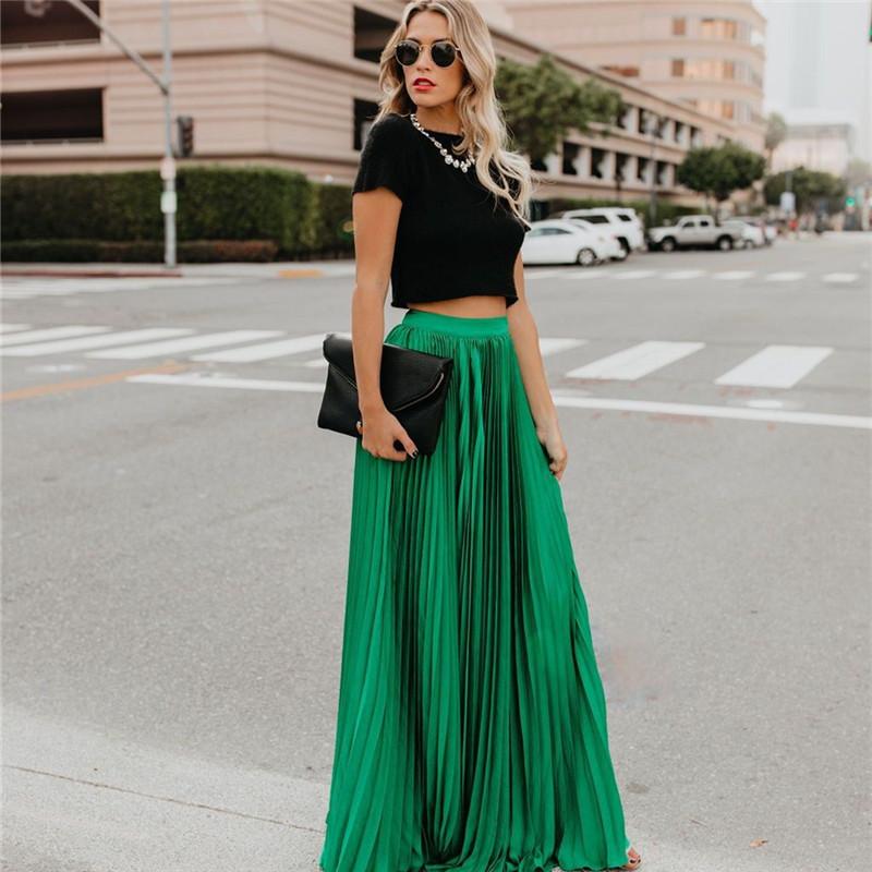 Levoire | robe longue unie plissée