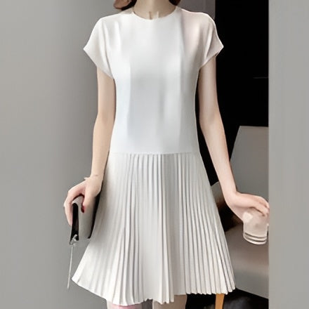 Levoire | Robe Plissée Élégante À Manches Courtes