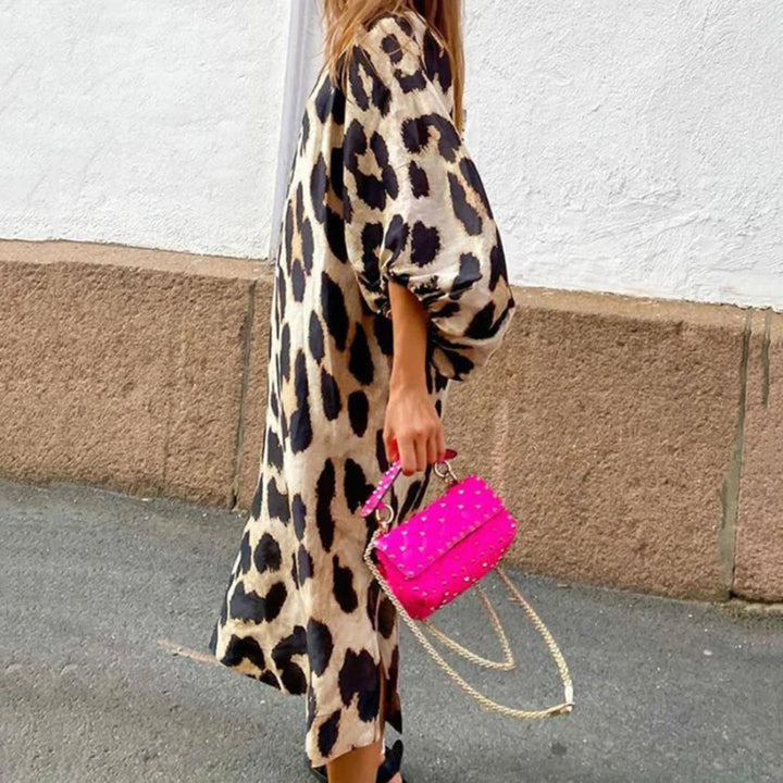 Levoire | Robe Motif Léopard Décolleté V Manches Lanternes