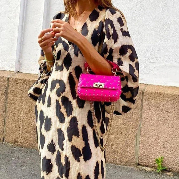 Levoire | Robe Motif Léopard Décolleté V Manches Lanternes