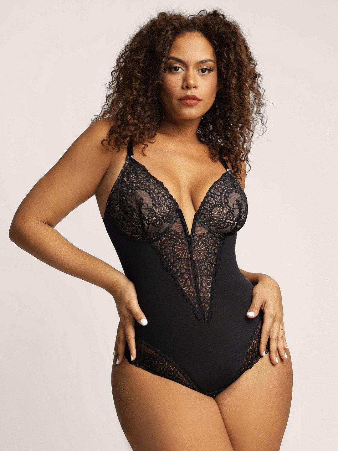 Levoire | Bretelles Réglables Décolleté En V Body En Dentelle Shapewear Noir