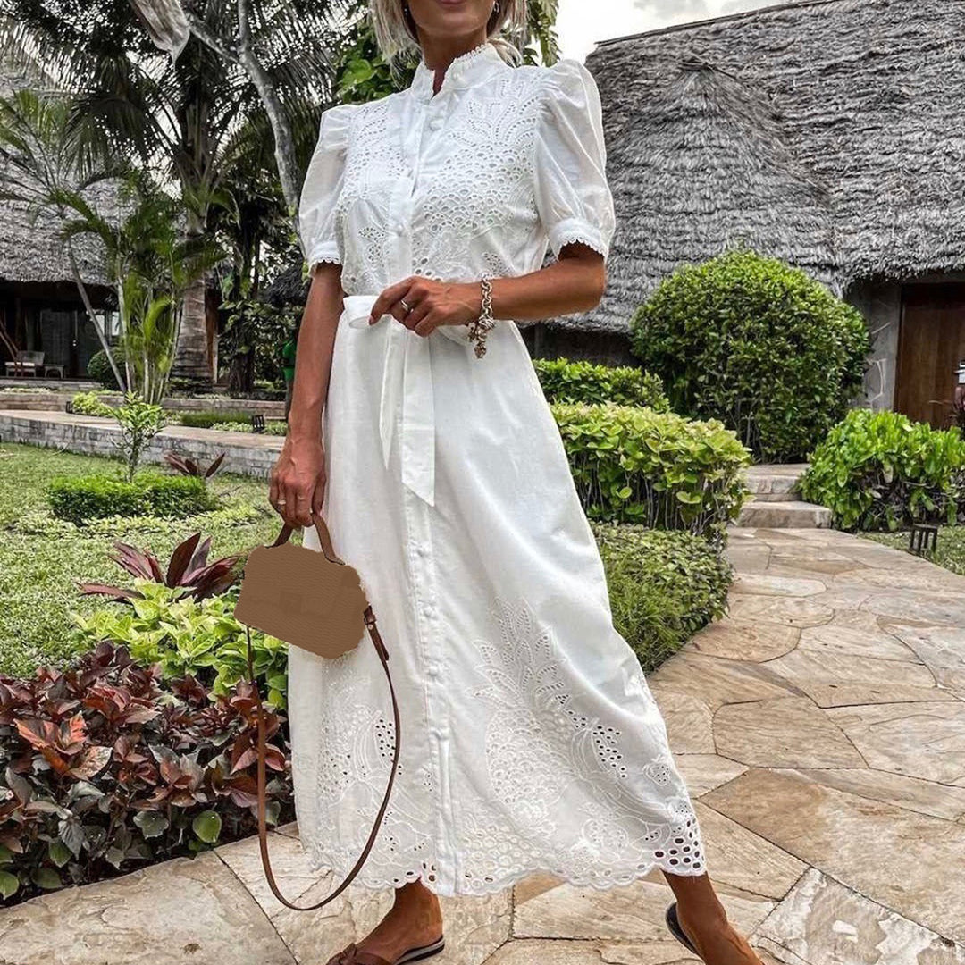 Levoire | Robe Maxi Brodée Avec Fermeture À Boutons Pour Femmes