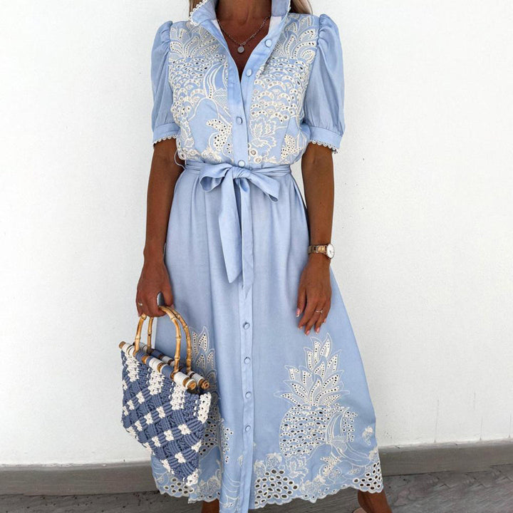 Levoire | Robe Maxi Brodée Avec Fermeture À Boutons Pour Femmes